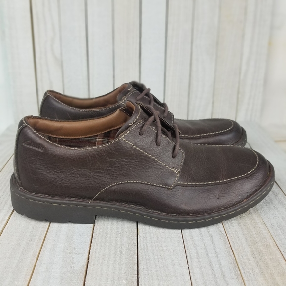 clarks saddle shoes